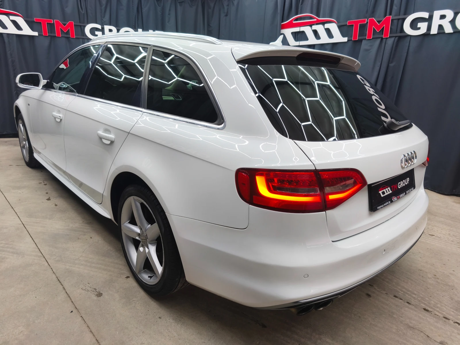 Audi A4 2.0TDI Sline Automatic  150k.c E6B - изображение 6