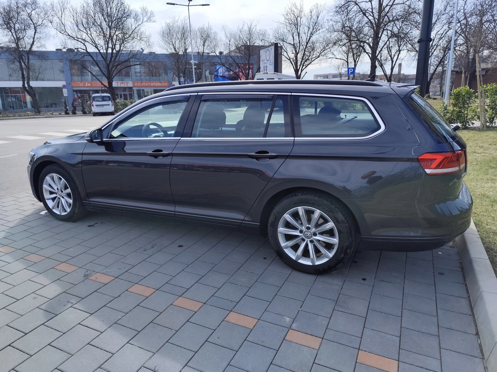 VW Passat B8 VARIANT, снимка 6 - Автомобили и джипове - 53708233