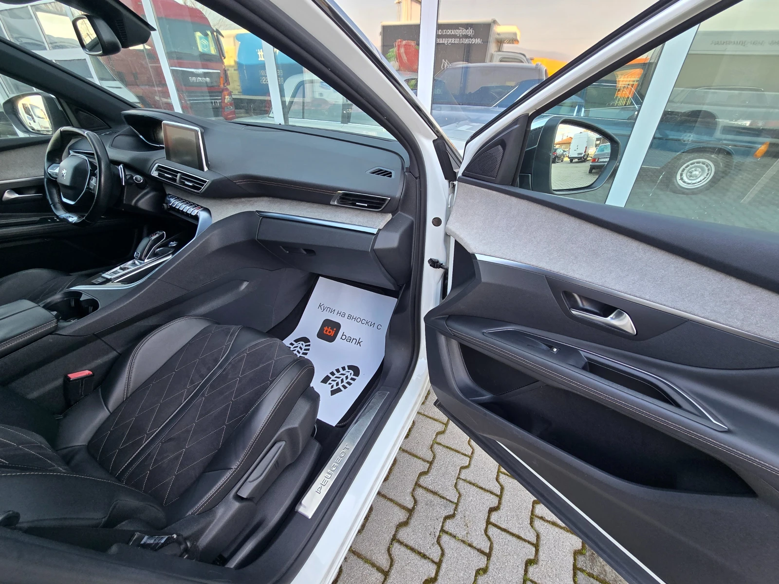 Peugeot 3008 2.0 HDI GT-LINE !!!, снимка 15 - Автомобили и джипове - 53790779