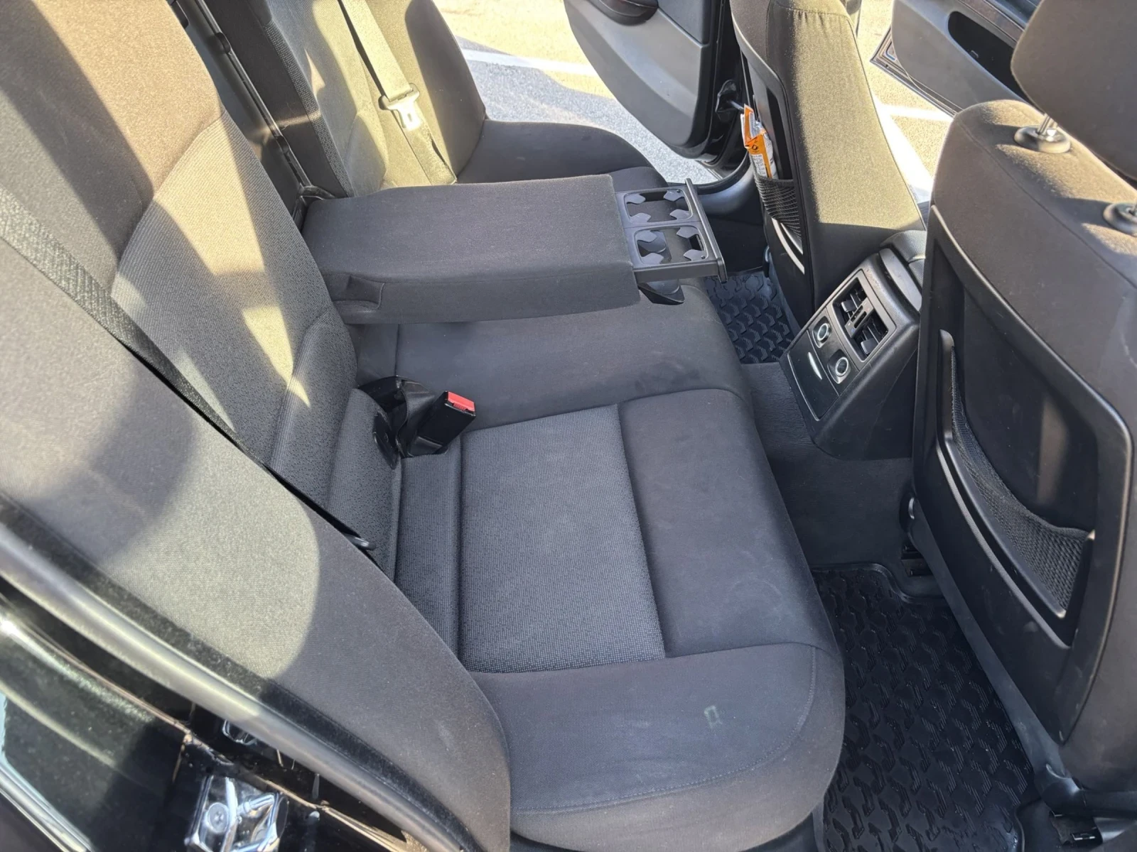 BMW 320, снимка 6 - Автомобили и джипове - 54719364