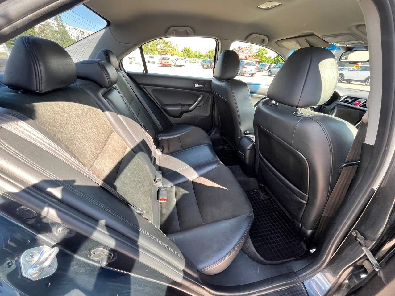 Honda Accord 2.2, снимка 9 - Автомобили и джипове - 54729249