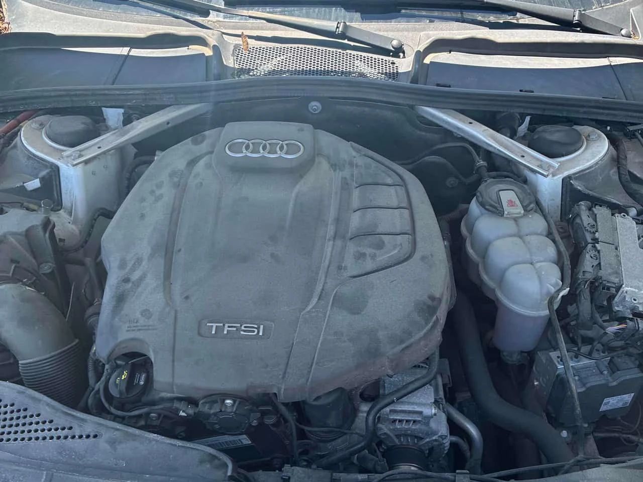 Audi A5 | Technik | DISTRONIC | 360 | ШИБИДАХ | B&O | , снимка 16 - Автомобили и джипове - 54783552