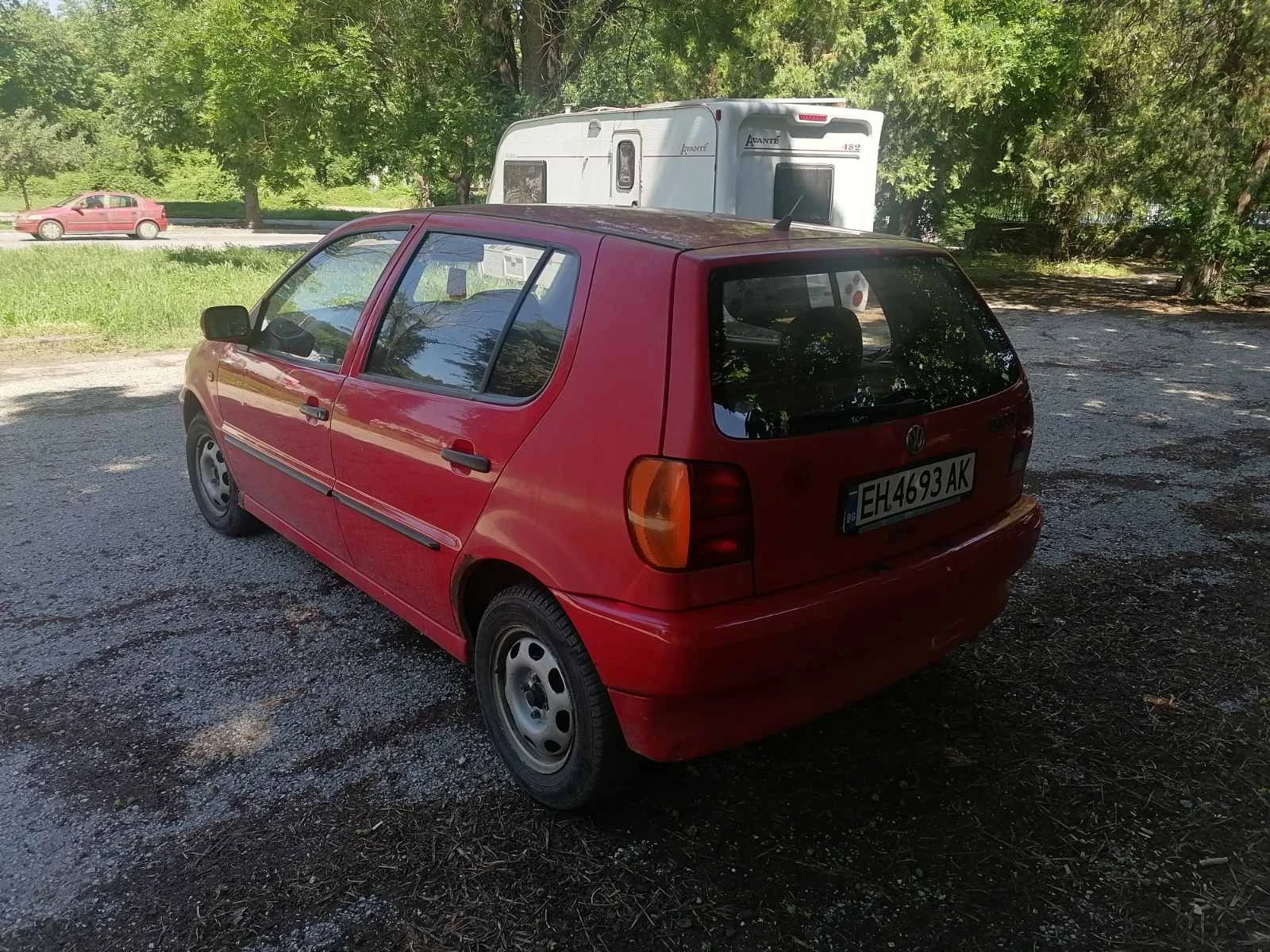 VW Polo 1.6, снимка 4 - Автомобили и джипове - 54845640