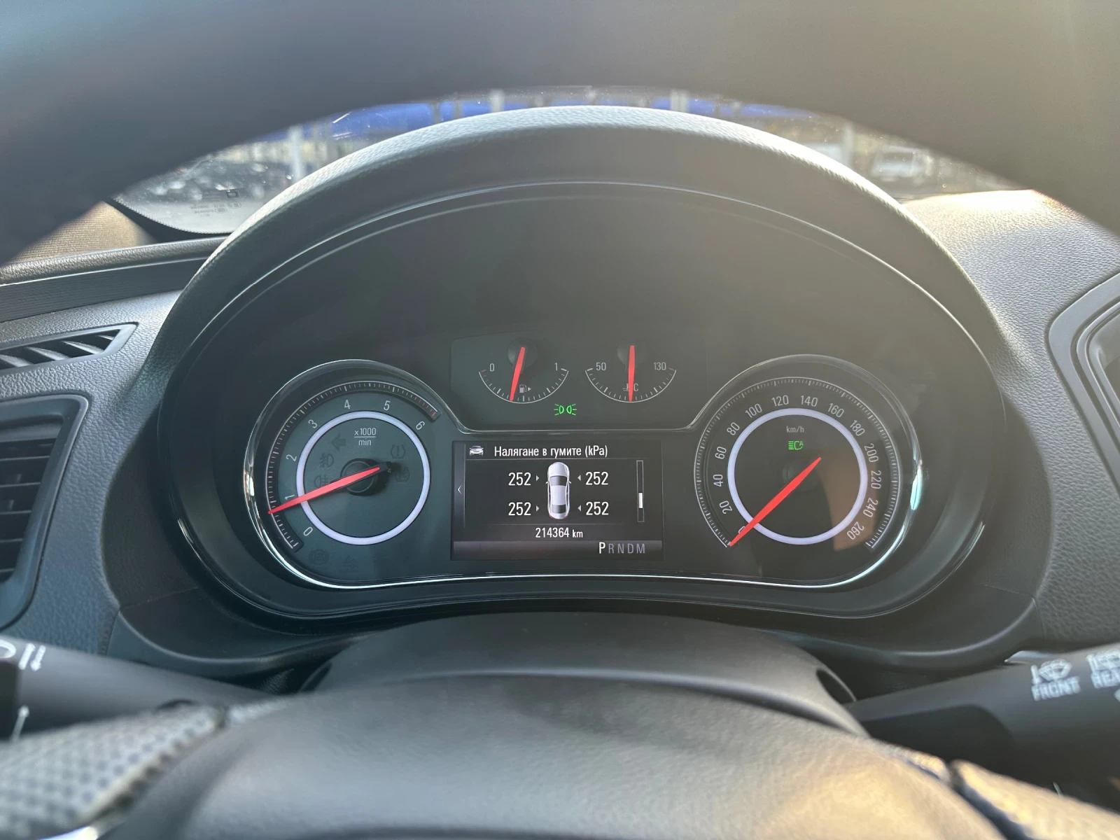 Opel Insignia 1.6 sport tourer , снимка 14 - Автомобили и джипове - 55110039