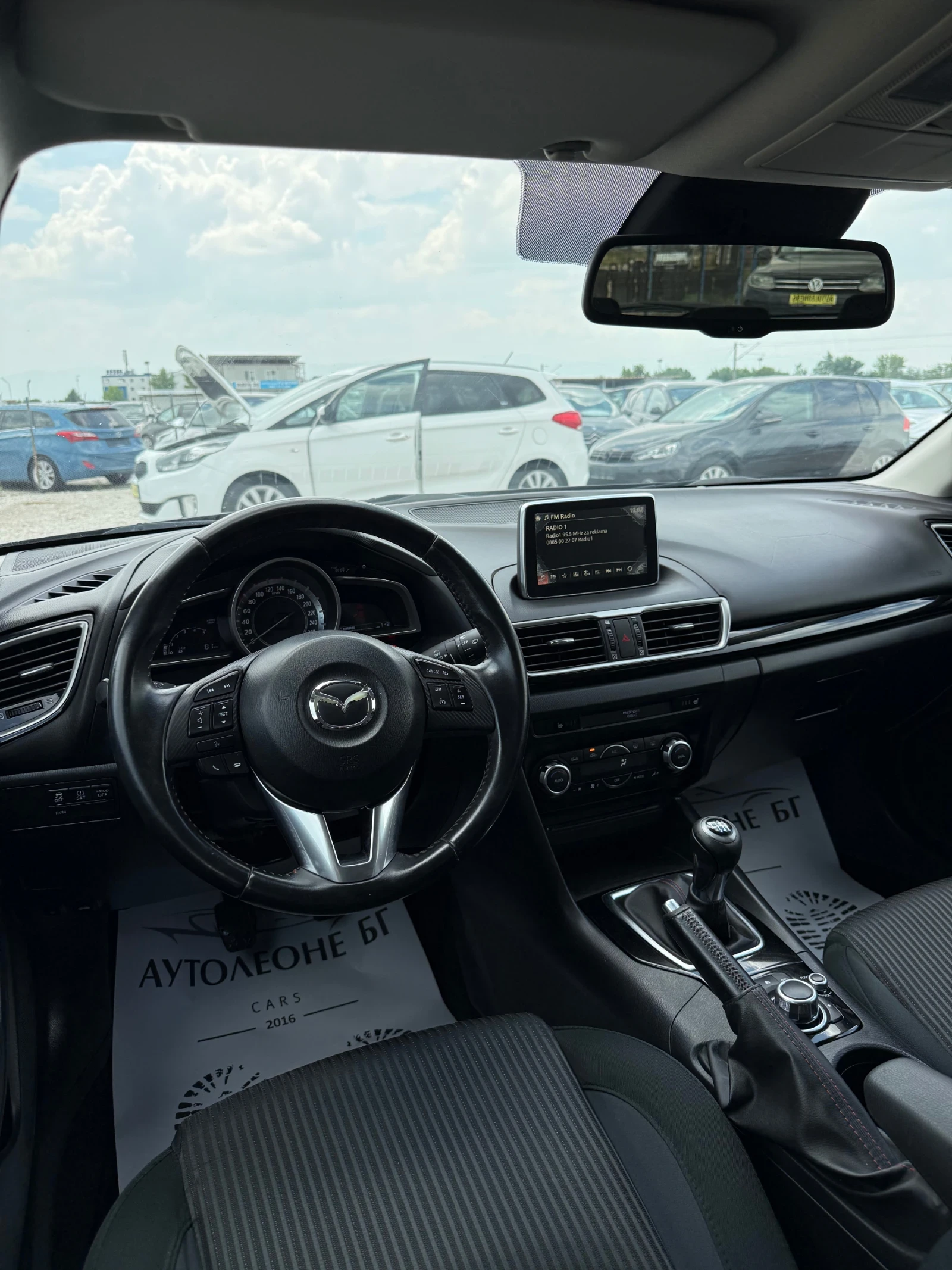 Mazda 3 2.2 SKYACTIV, снимка 7 - Автомобили и джипове - 55153727