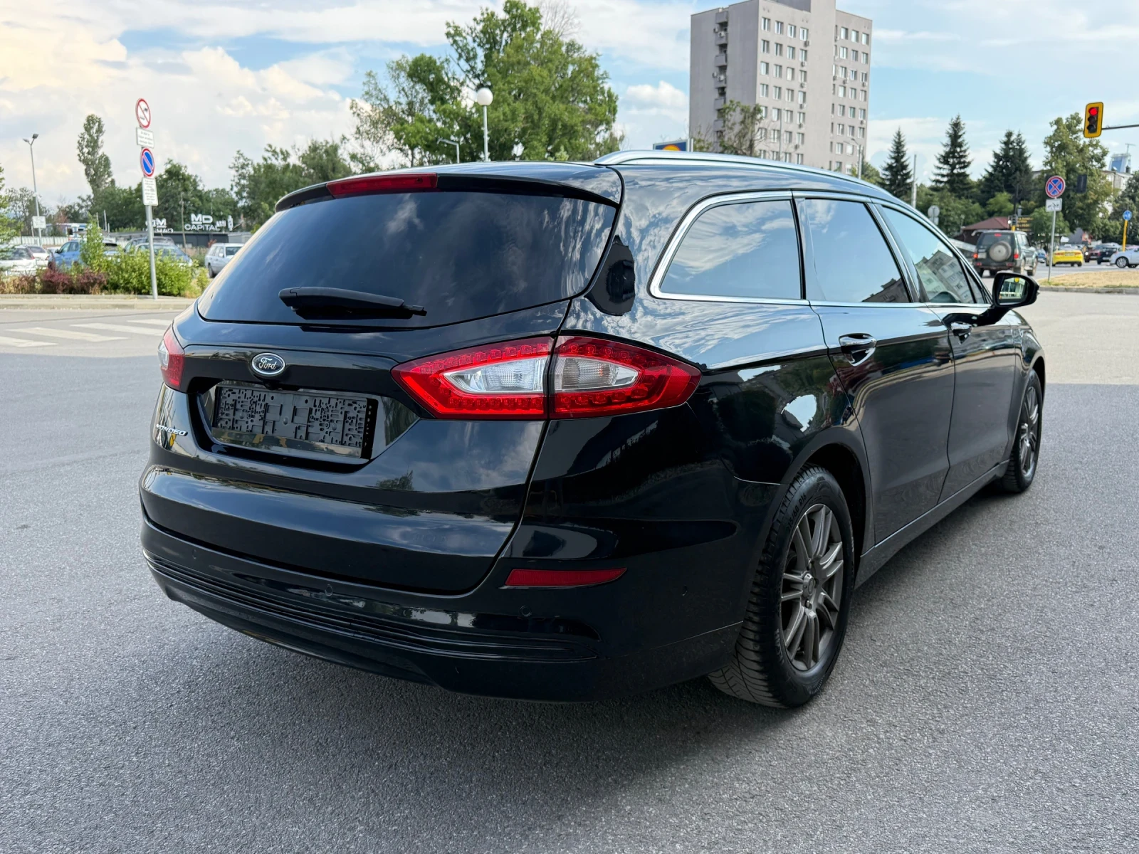 Ford Mondeo * 2.0TDCI* AWD* KEYLESS* MEMORY* CAMERA* PODGREV* , снимка 5 - Автомобили и джипове - 55325176
