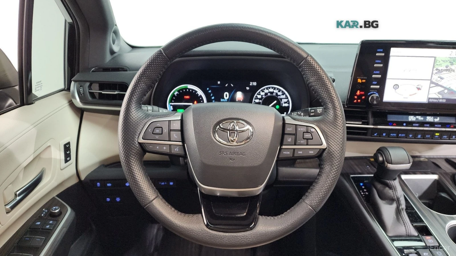 Toyota Sienna 2.5 HYBRID* AWD* ПОДГРЕВ* ОБДУХВАНЕ* ШИБИДАХ* 360*, снимка 12 - Автомобили и джипове - 55787611