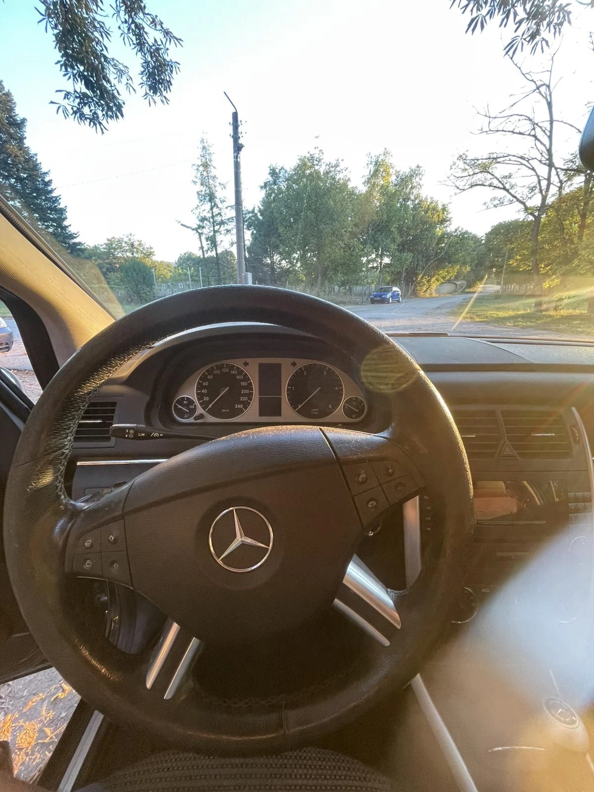 Mercedes-Benz B 200, снимка 6 - Автомобили и джипове - 55876346
