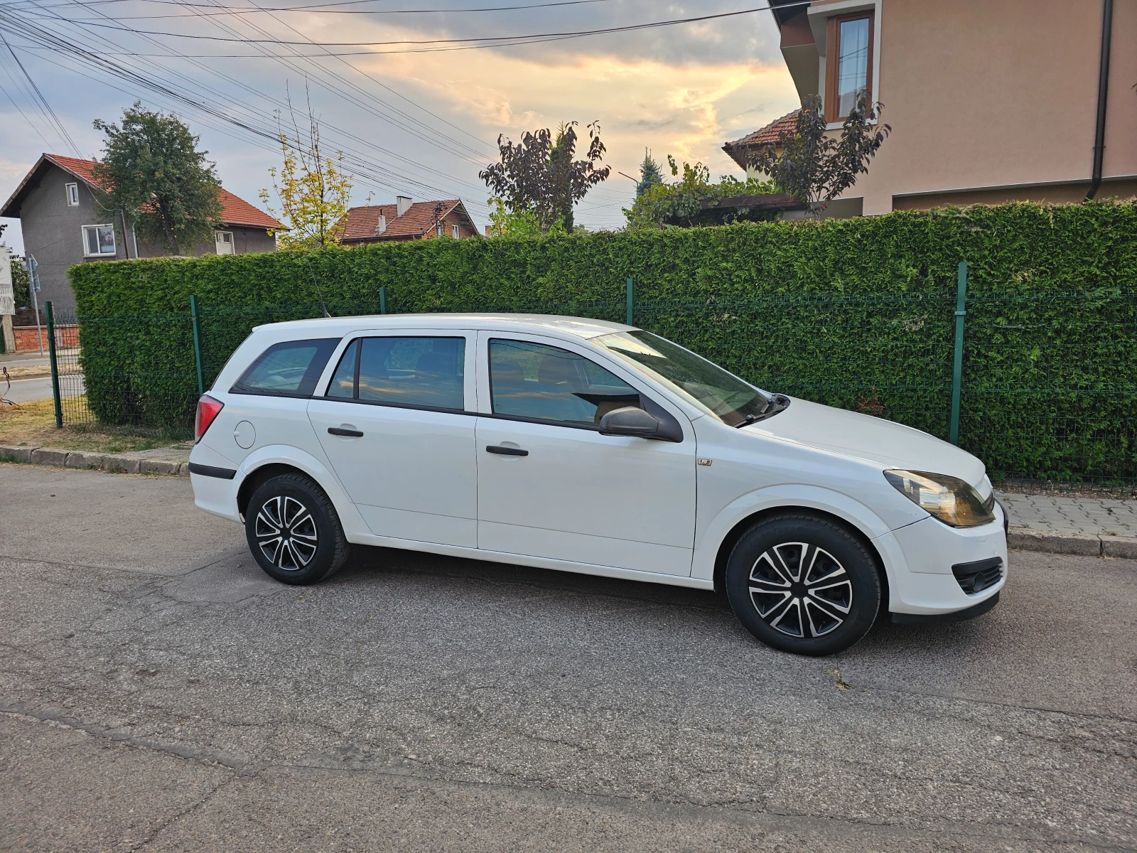 Opel Astra Гаражна-Климатр, снимка 10 - Автомобили и джипове - 56090269