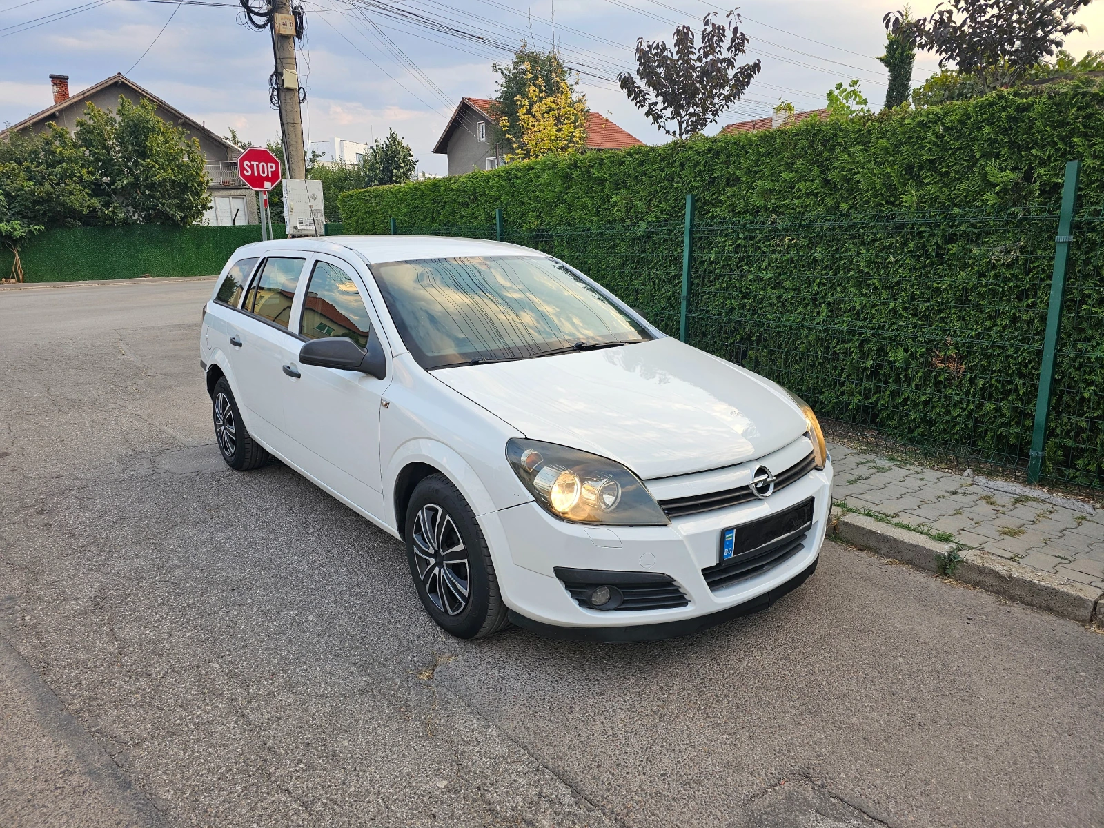 Opel Astra Гаражна-Климатр, снимка 11 - Автомобили и джипове - 56090269