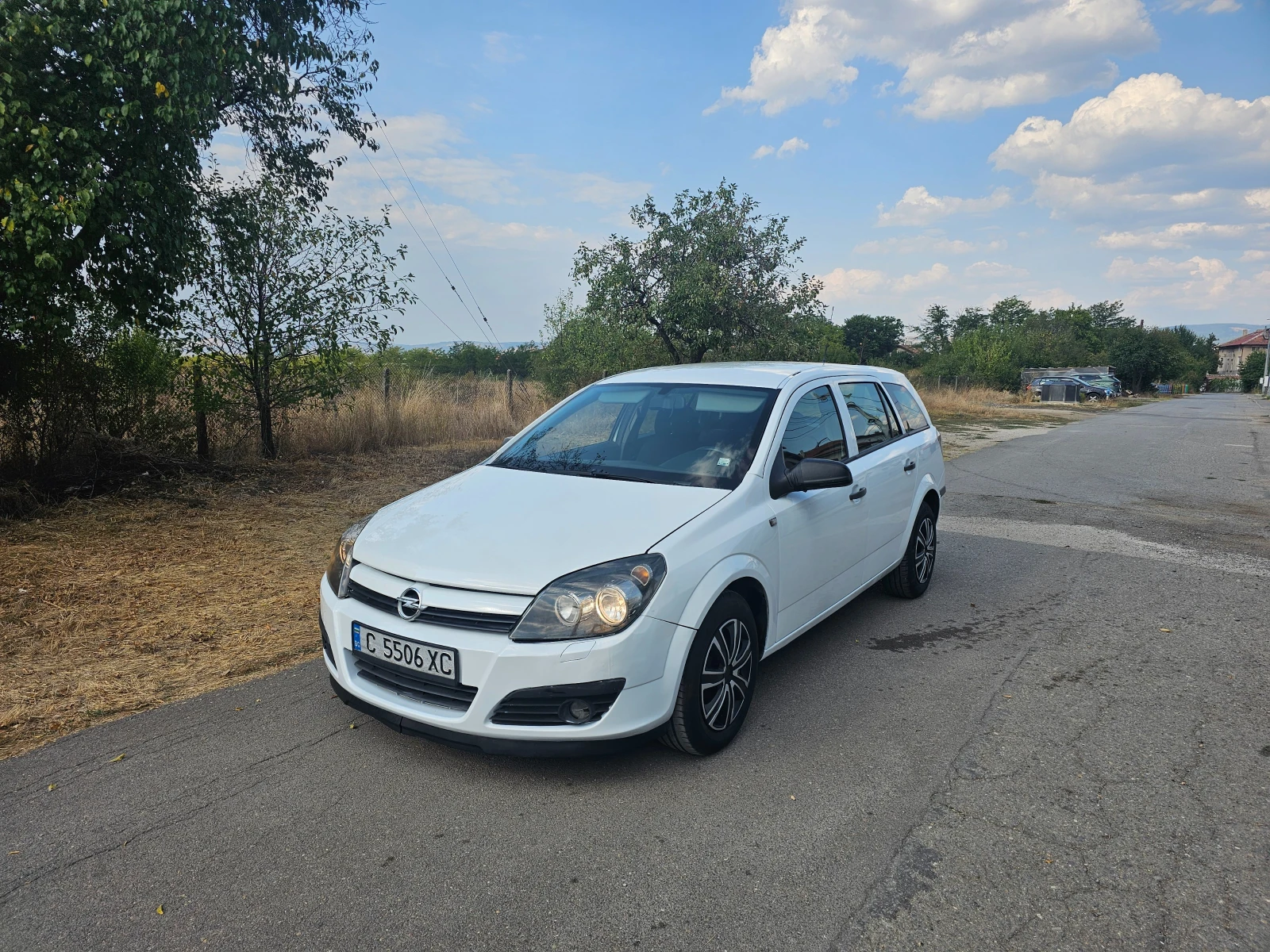 Opel Astra Гаражна-Климатр