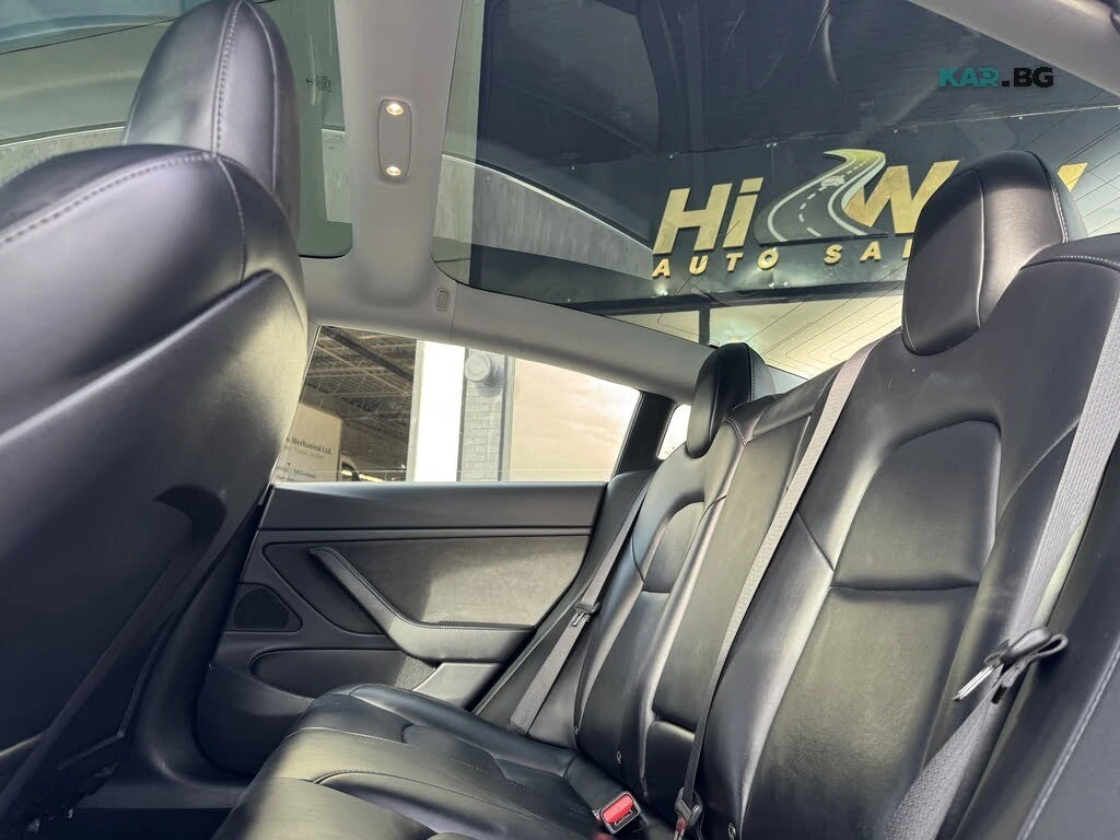 Tesla Model 3 Mid Range RWD* PANORAMA* ПОДГРЕВ* КРАЙНА ЦЕНА* , снимка 10 - Автомобили и джипове - 56183104