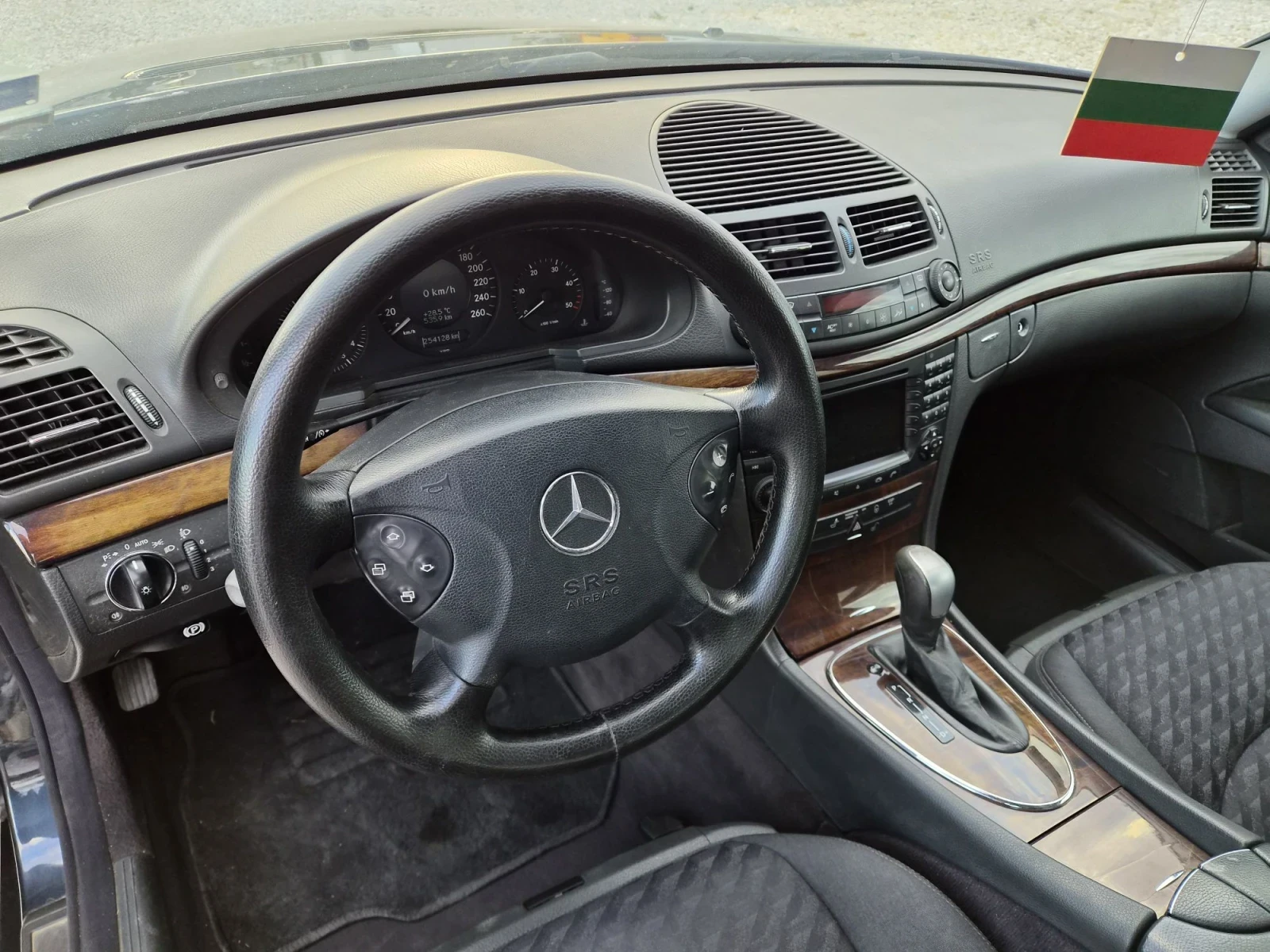 Mercedes-Benz E 220 CDI * ���� * ������� * 4 ����� �����*  | Mobile.bg � ����������� 10