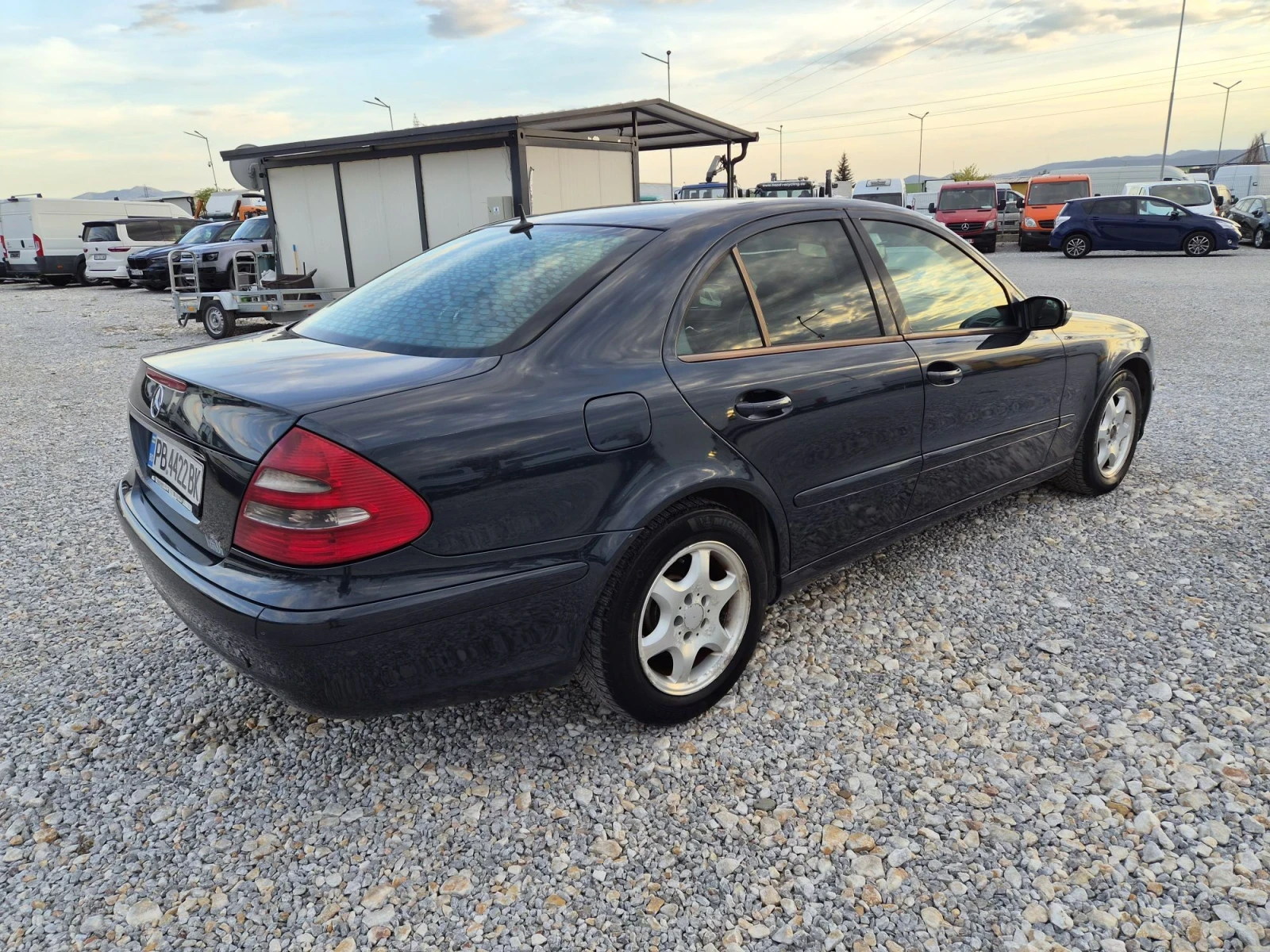 Mercedes-Benz E 220 CDI * ���� * ������� * 4 ����� �����*  | Mobile.bg � ����������� 5