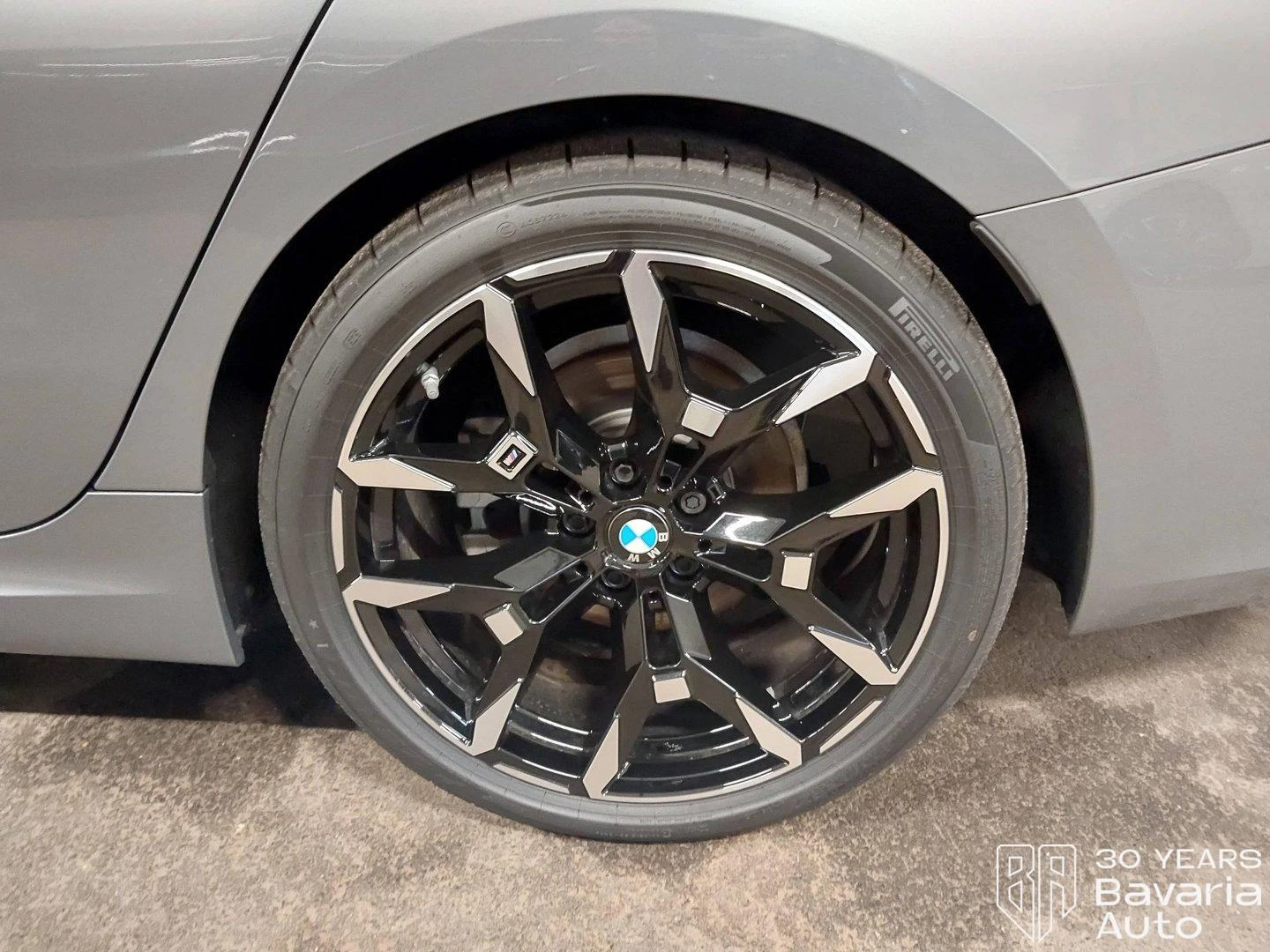 BMW 320 d xDrive Touring Sportautomatic, снимка 12 - Автомобили и джипове - 56634233