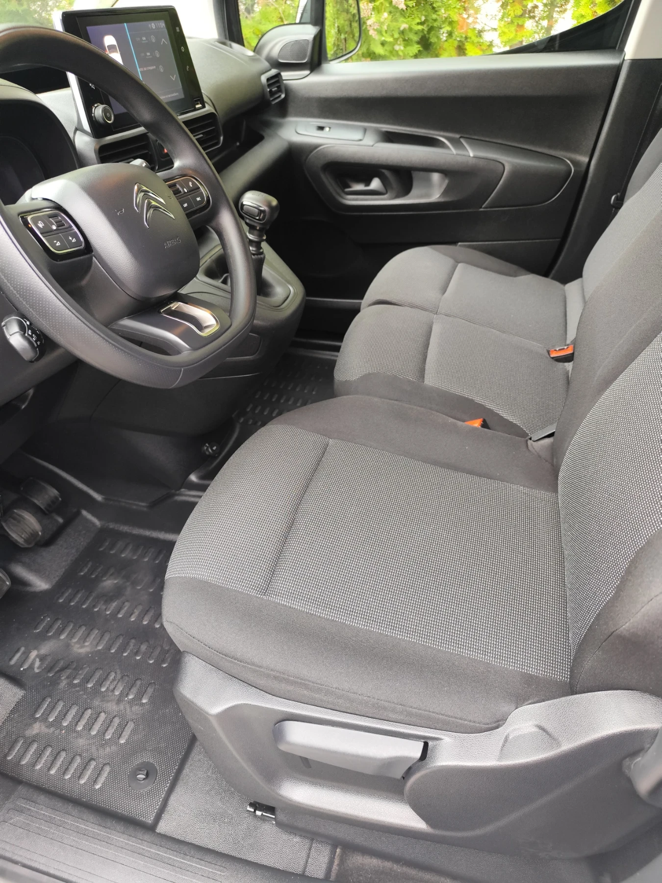 Citroen Berlingo, снимка 9 - Автомобили и джипове - 56684302