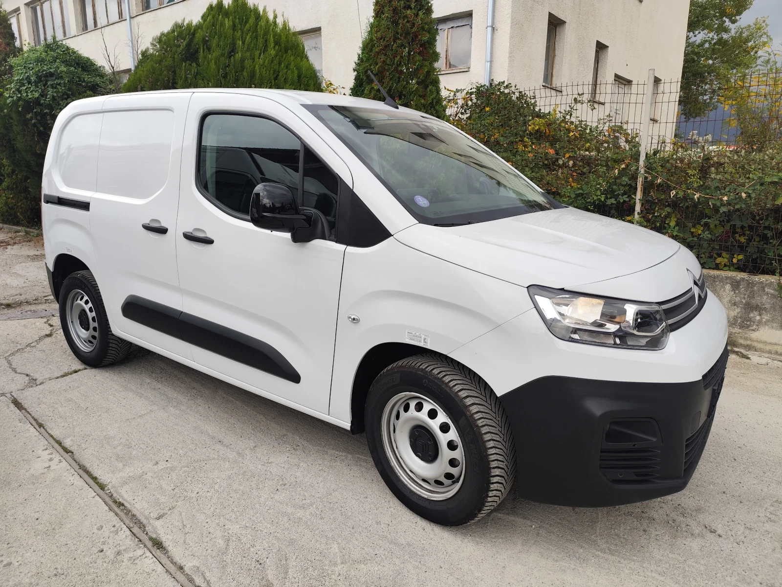 Citroen Berlingo, снимка 2 - Автомобили и джипове - 56684302