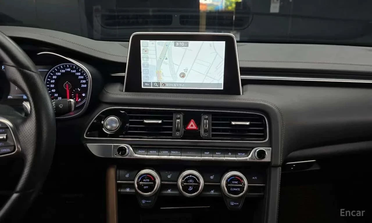 Genesis G70, снимка 8 - Автомобили и джипове - 56727581