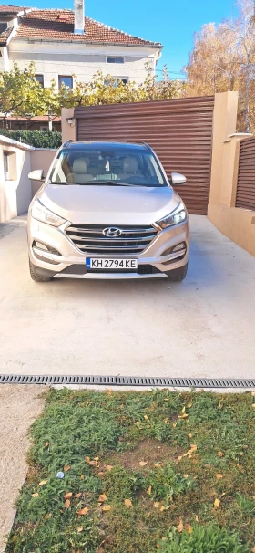 Hyundai Tucson 2.0 Avtomat , Navi, Panorama, TOP!!! | Mobile.bg    2