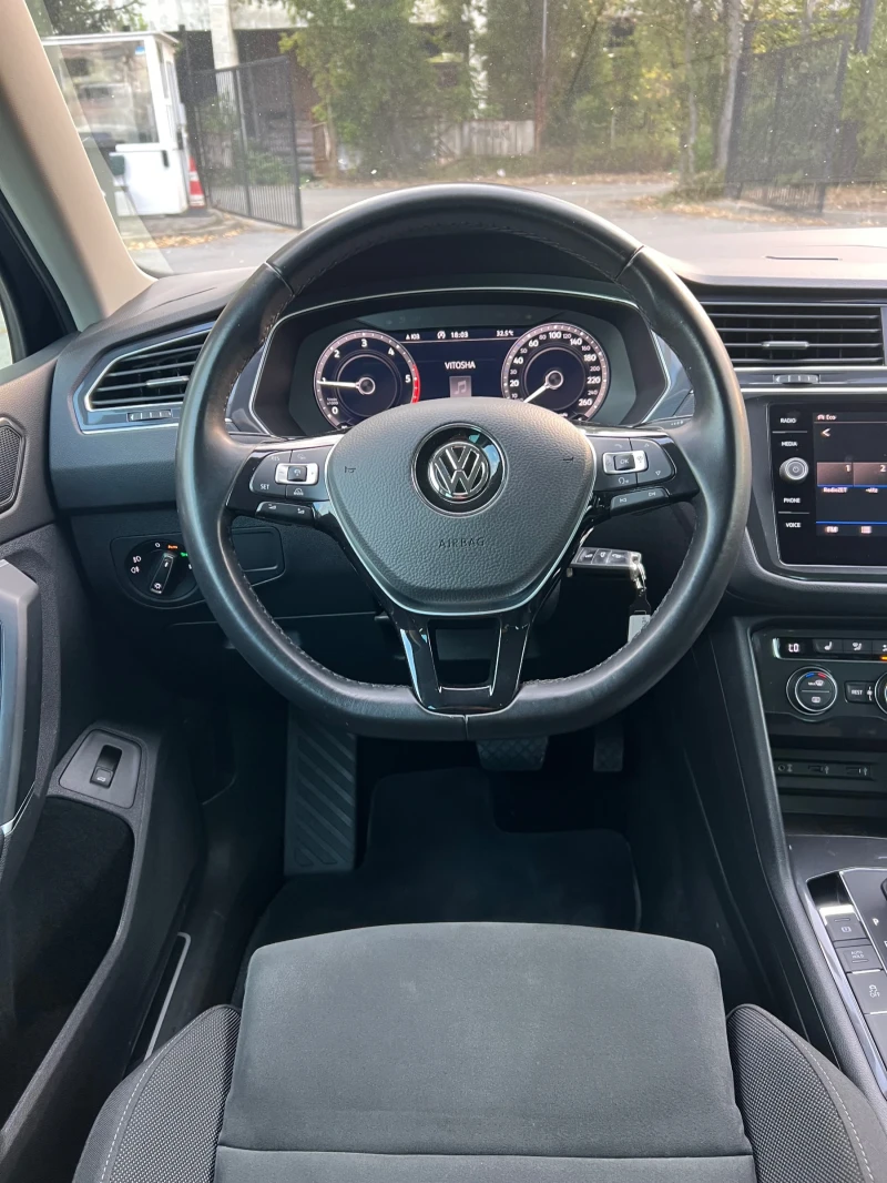 VW Tiguan 2.0TDI | Highline | 4Motion, снимка 8 - Автомобили и джипове - 50292123