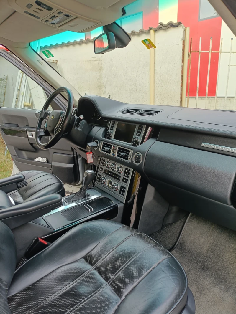 Land Rover Range rover 3.6Td V8 Biturbo , снимка 9 - Автомобили и джипове - 52112892