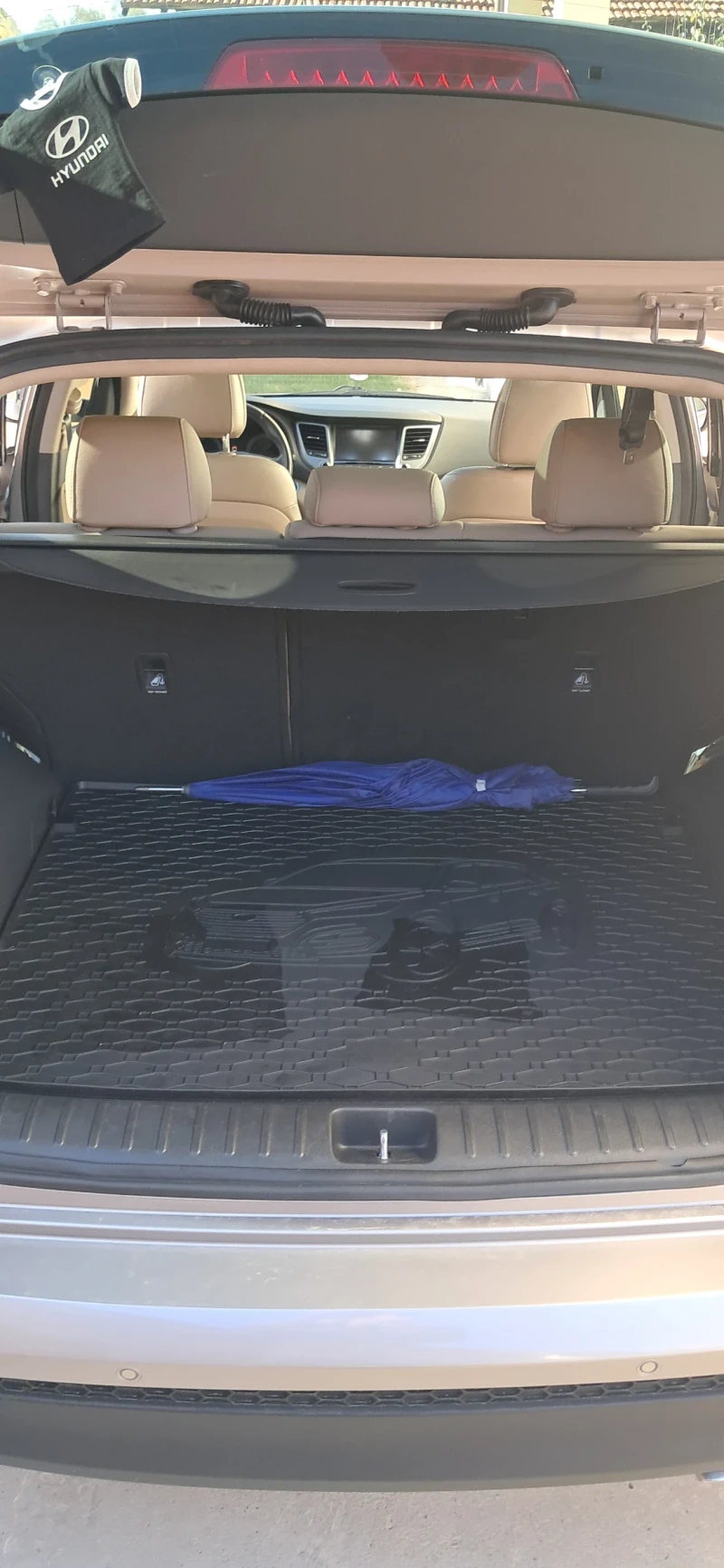 Hyundai Tucson 2.0 Avtomat , Navi, Panorama, TOP!!!, снимка 16 - Автомобили и джипове - 52256061