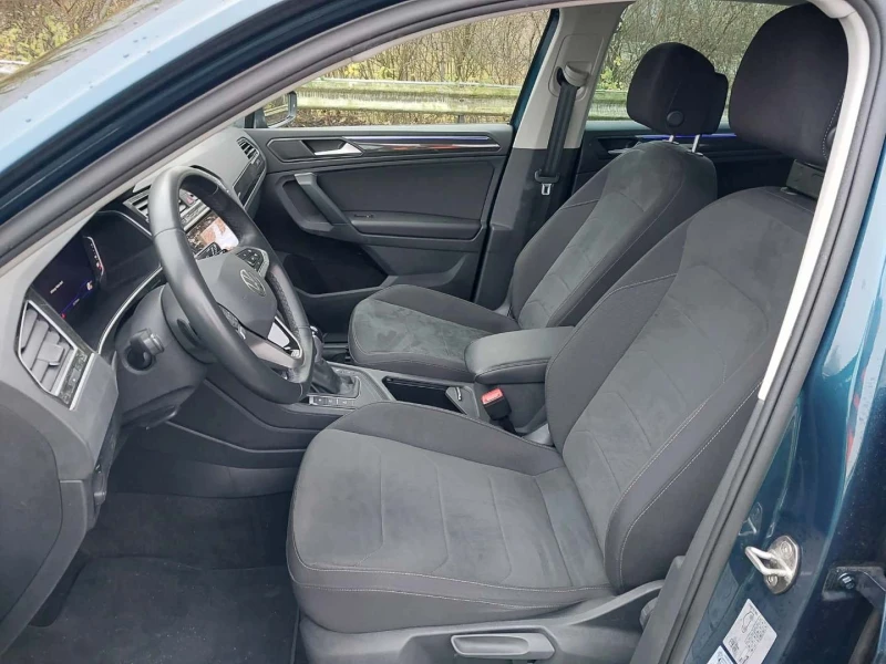 VW Tiguan 1, 4 TSI e-Hybrid DSG "Elegance", снимка 7 - Автомобили и джипове - 52873577