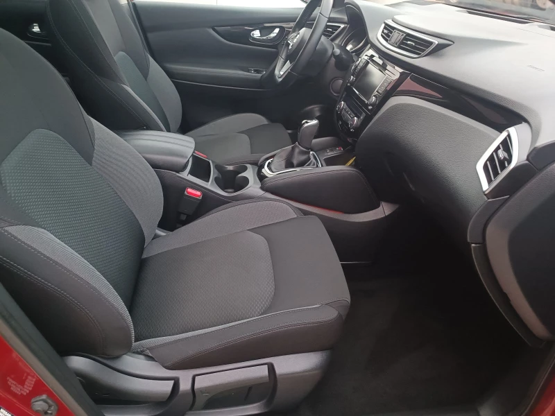 Nissan Qashqai 1.5 dCi Face, снимка 9 - Автомобили и джипове - 53174653