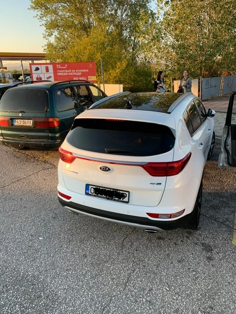 Kia Sportage GT-Line 1. 6TGDI-177hp, снимка 3 - Автомобили и джипове - 48142618