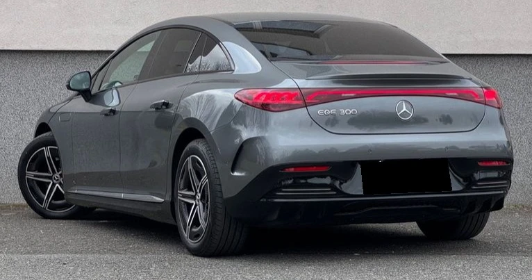 Mercedes-Benz EQE 300 AMG Line - изображение 2