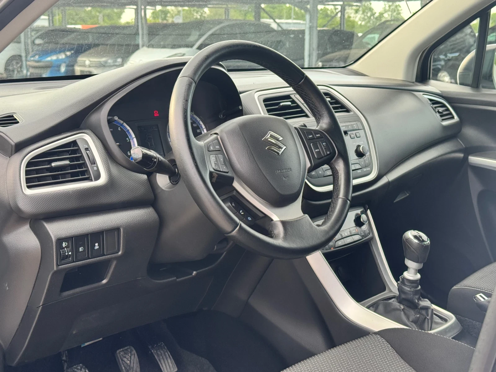 Suzuki SX4 S-Cross 1.6DI-D ИТАЛИЯ - изображение 6