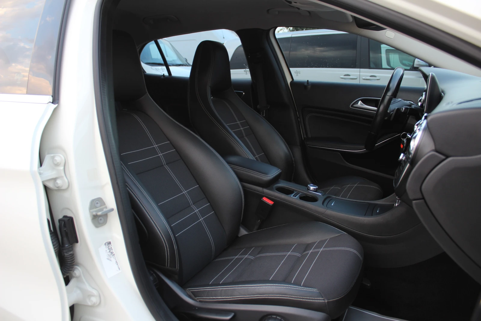 Mercedes-Benz GLA 200 CDI EURO6B ЛИЗИНГ | Mobile.bg — изображение 14
