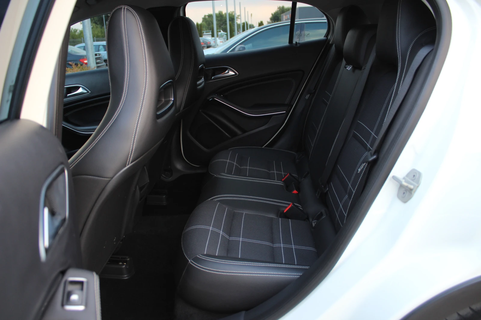 Mercedes-Benz GLA 200 CDI EURO6B ЛИЗИНГ | Mobile.bg — изображение 12