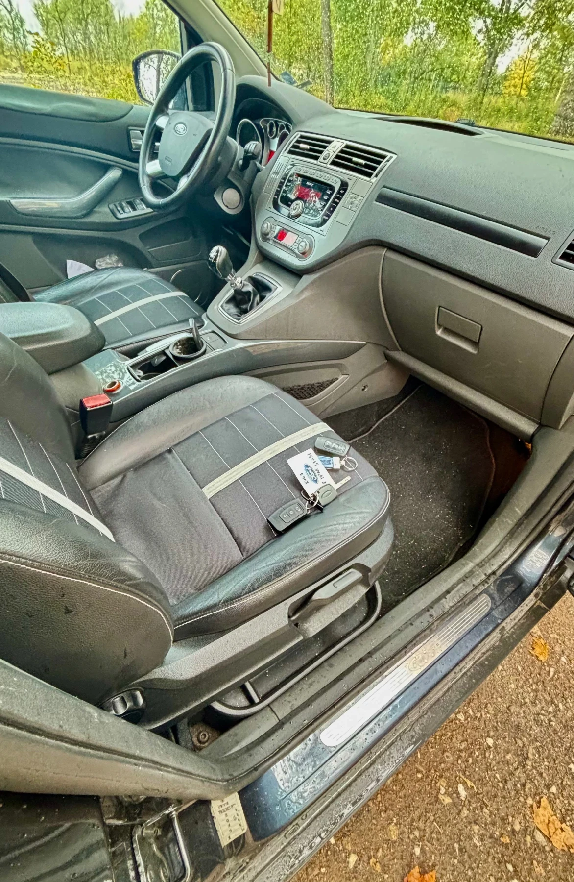 Ford Kuga 2.0d 136k  | Mobile.bg   14