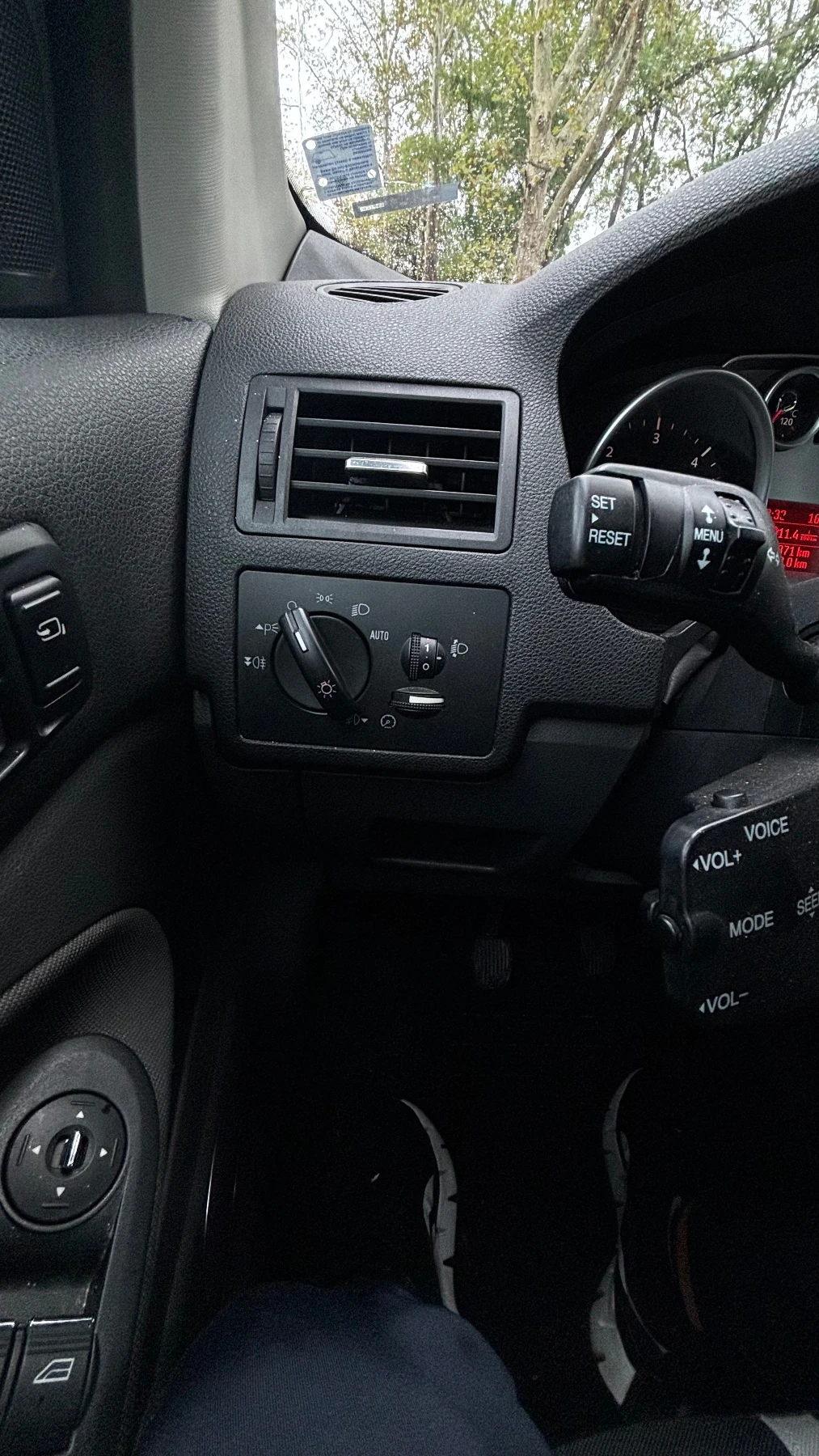 Ford Kuga 2.0d 136k  | Mobile.bg   10