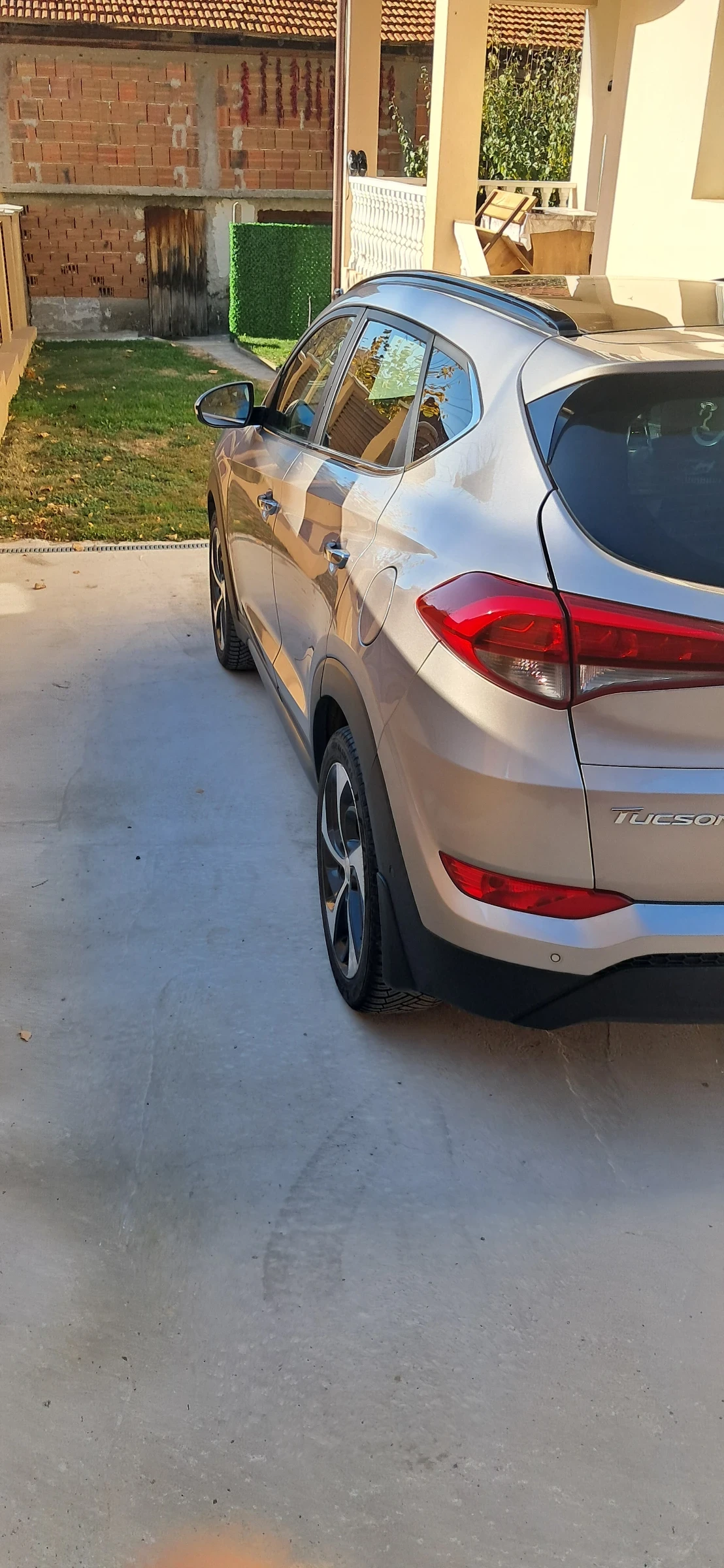 Hyundai Tucson 2.0 Avtomat , Navi, Panorama, TOP!!! | Mobile.bg   6