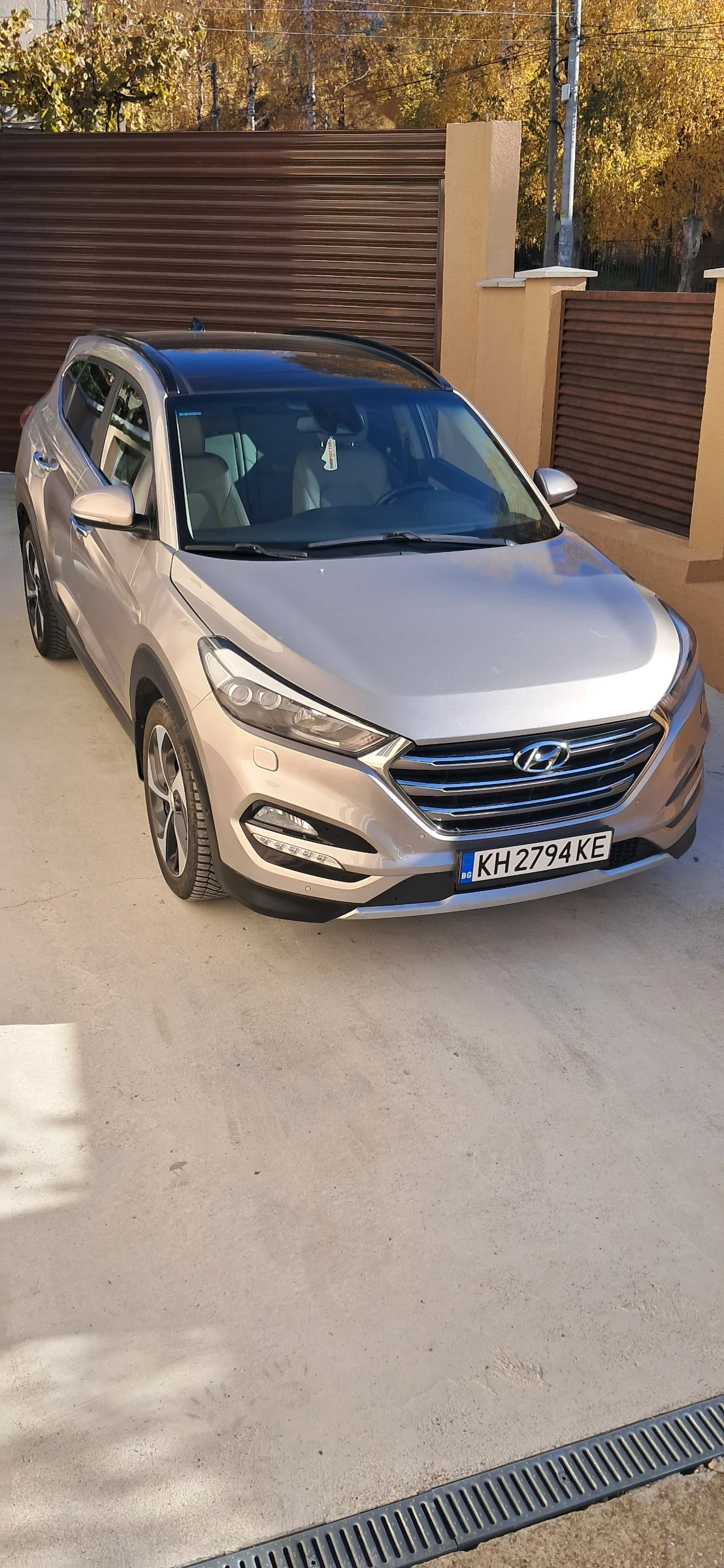 Hyundai Tucson 2.0 Avtomat , Navi, Panorama, TOP!!! | Mobile.bg   1
