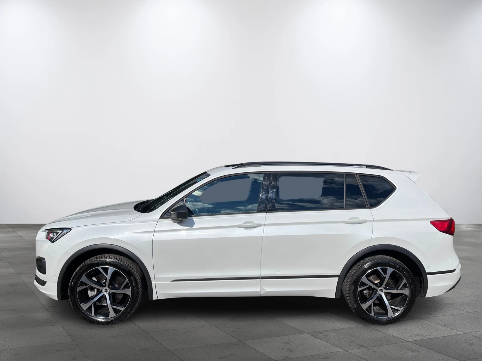 Seat Tarraco 6+ 1 FR 2.0 TDI 4Drive От България!, снимка 4 - Автомобили и джипове - 53749651