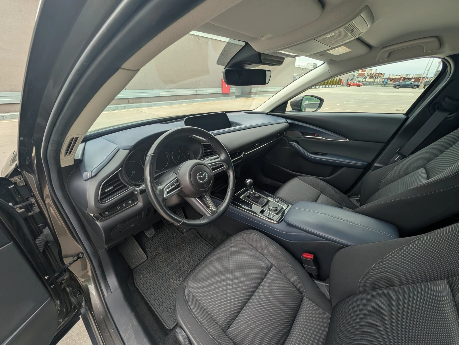 Mazda CX-30, снимка 9 - Автомобили и джипове - 54015720