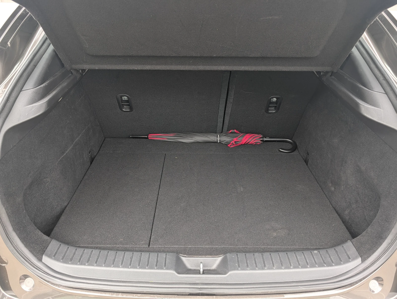 Mazda CX-30, снимка 11 - Автомобили и джипове - 54015720