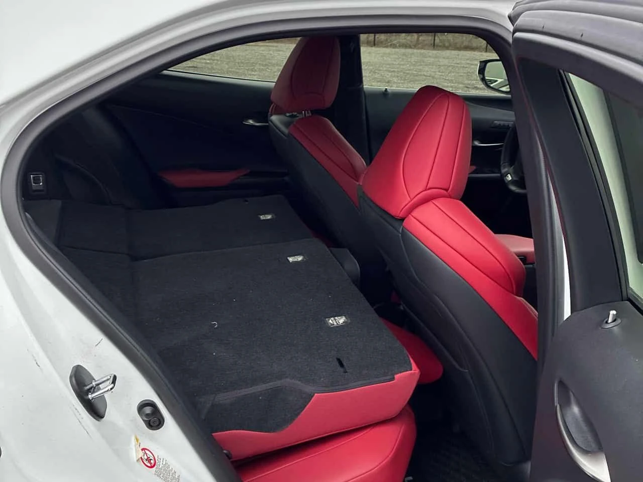 Lexus UX 250h * CARFAX * КАМЕРА * ОБДУХВАНЕ * ШИБИДАХ * ПАМЕТ, снимка 14 - Автомобили и джипове - 54084688