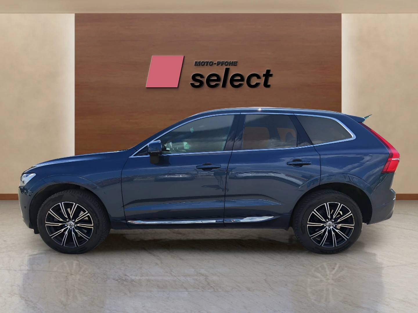 Volvo XC60 2.0 D5, снимка 8 - Автомобили и джипове - 54231587