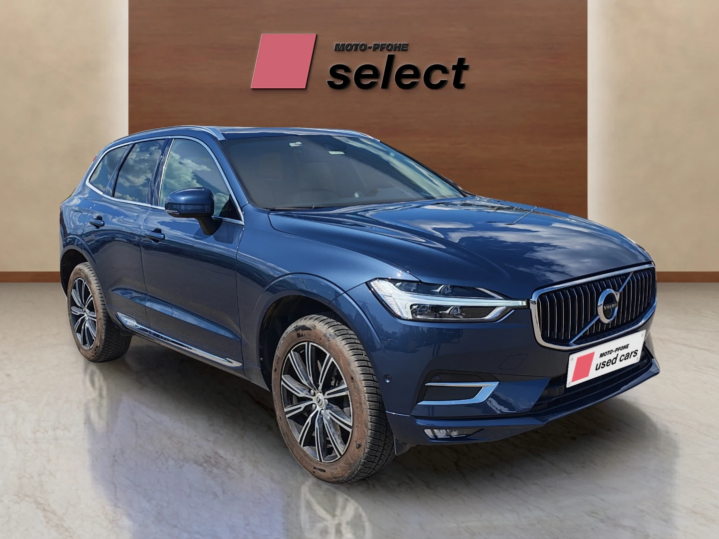 Volvo XC60 2.0 D5, снимка 3 - Автомобили и джипове - 54231587