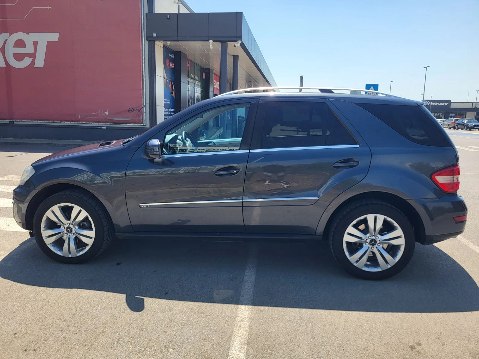 Mercedes-Benz ML 350, снимка 6 - Автомобили и джипове - 54503407
