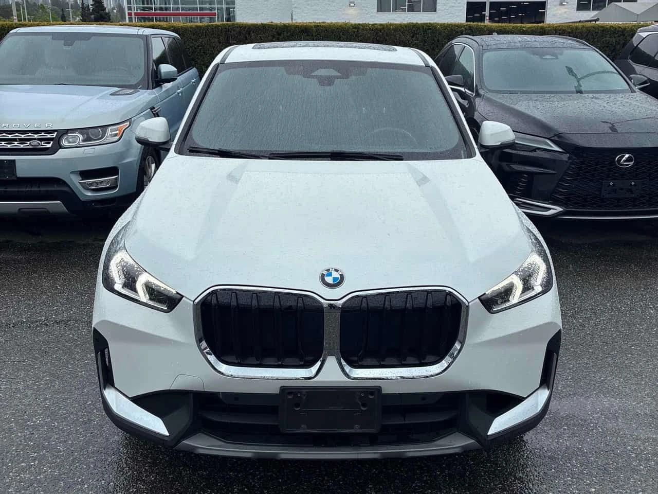 BMW X1 xDrive28i/ПАНОРАМА/ПОДГРЕВИ, снимка 2 - Автомобили и джипове - 54572751