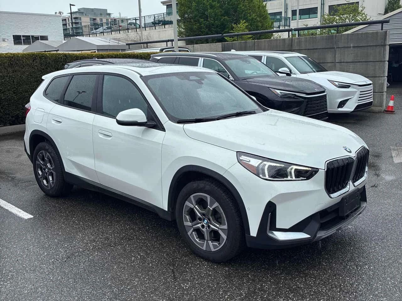 BMW X1 xDrive28i/ПАНОРАМА/ПОДГРЕВИ, снимка 4 - Автомобили и джипове - 54572751