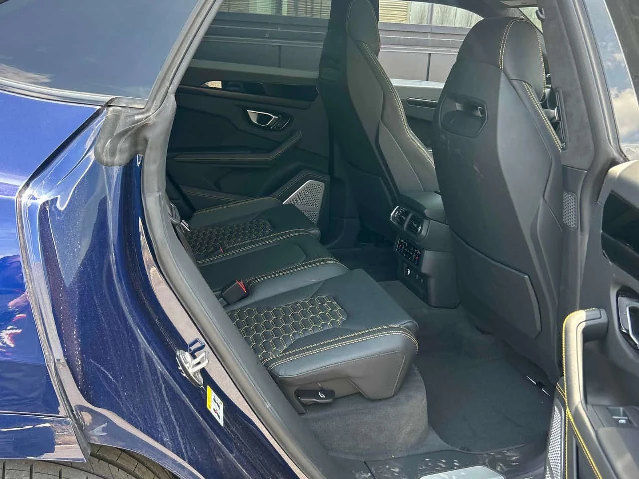 Lamborghini Urus * S * ��������� * ��������� * 360 * CARFAX | Mobile.bg � ����������� 9