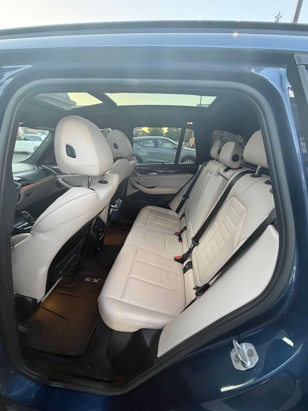 BMW X3 * XDRIVE30I * PANO * ПОДГРЕВИ * KEYLESS, снимка 15 - Автомобили и джипове - 54702698