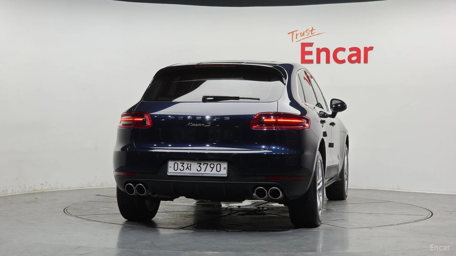 Porsche Macan 3.0 S* КОЖА* КАМЕРА* ПАНО* АВТОКРЕДИТ, снимка 4 - Автомобили и джипове - 55671737