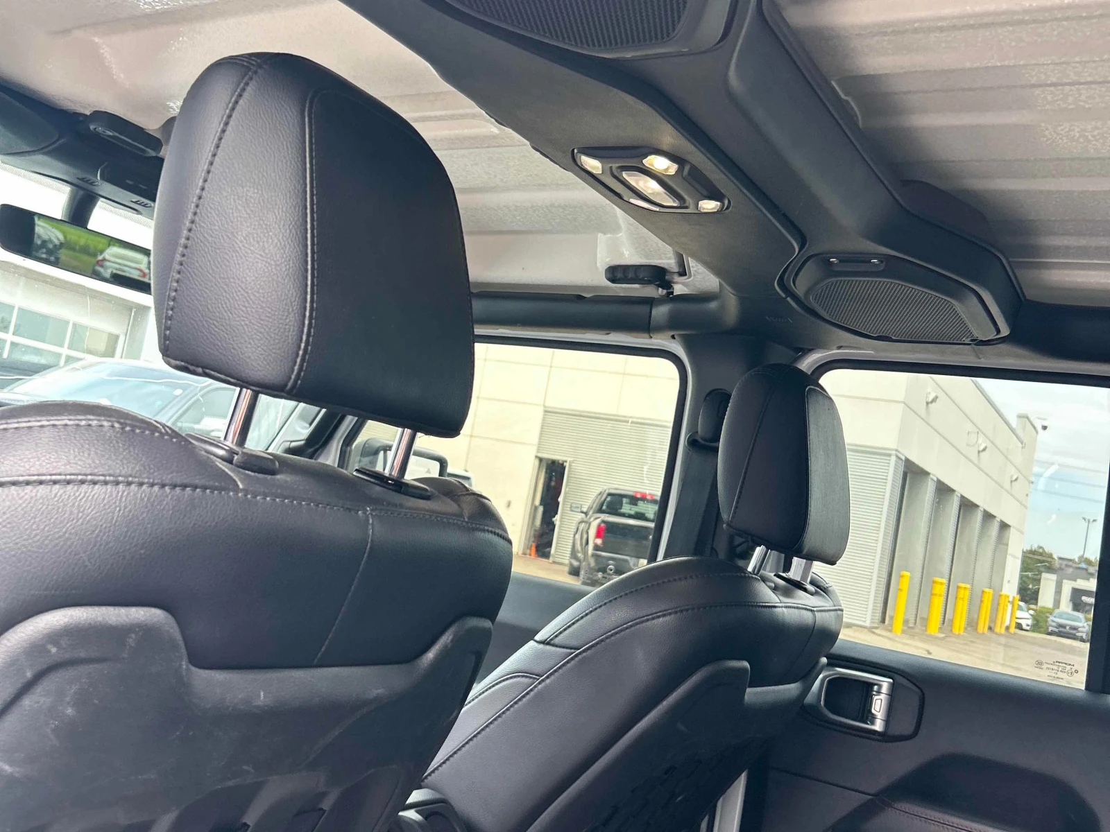 Jeep Wrangler * Unlimited Rubicon * CARFAX * БЕЗ ПЪРВОНАЧАЛНА , снимка 14 - Автомобили и джипове - 56149999